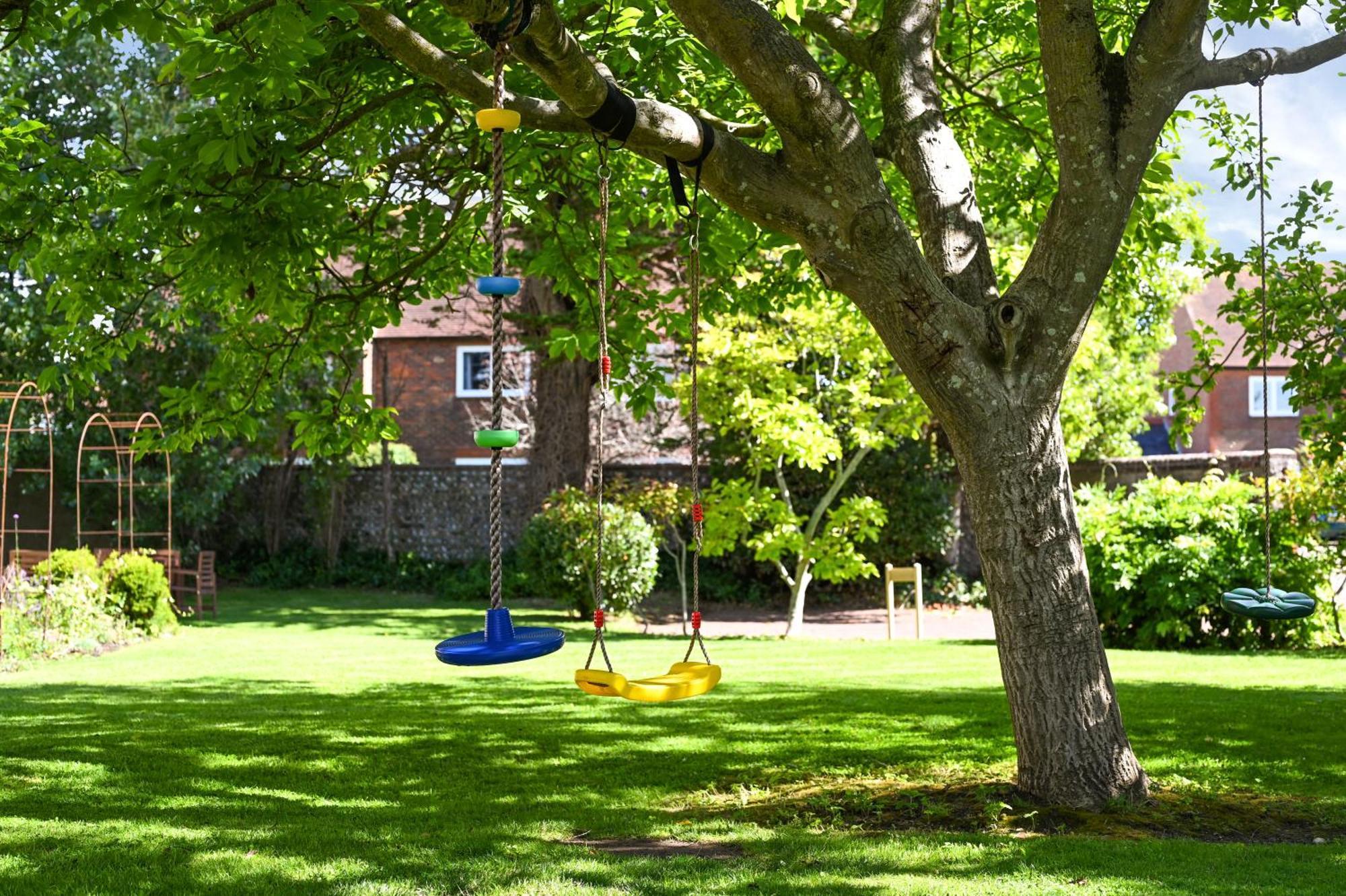 Villa Walnut Tree House Rustington Exterior foto